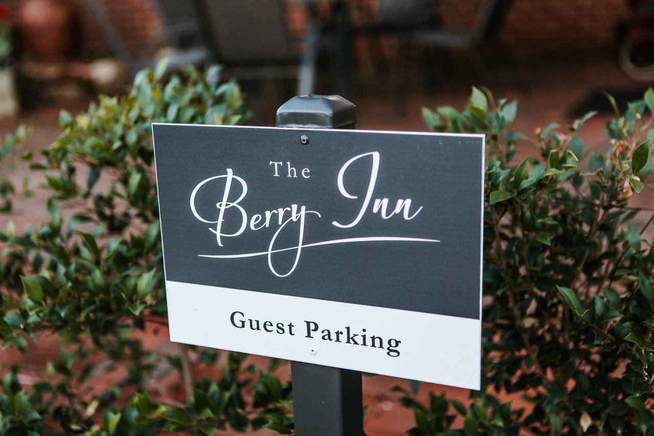 The Berry Inn Exteriör bild
